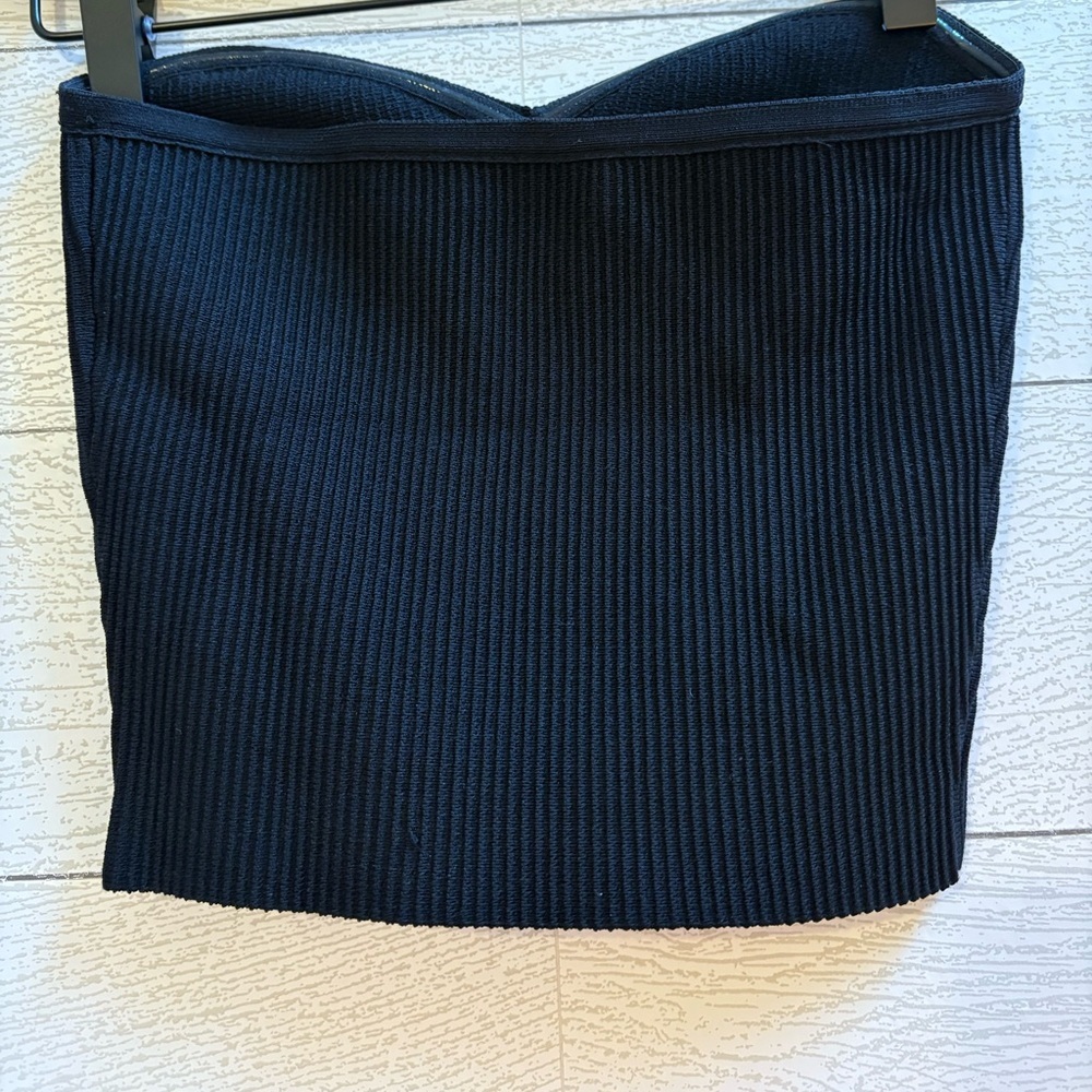 Aritzia Babaton Sculpt Knit Sweetheart Ribbed Tube Top in Black – Size XS - Picture 13 of 16